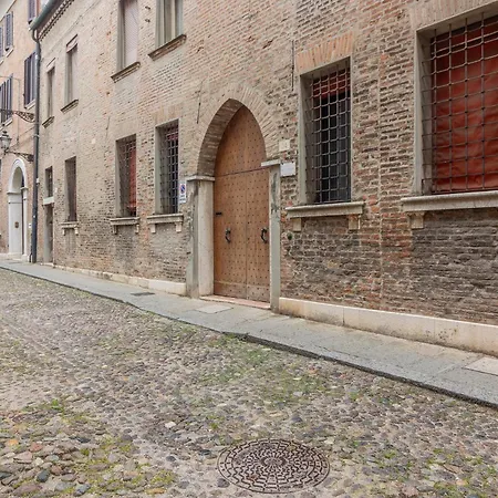 The House Of Harry Potter And A Story