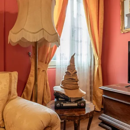 Lägenhet Guesthost - The House Of Harry Potter And A Story