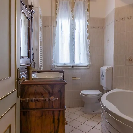 Apartment Guesthost - The House Of Harry Potter And A Story Ferrara
