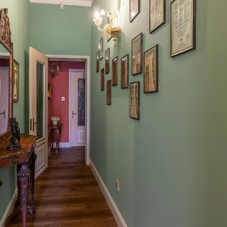 Apartment Guesthost - The House Of Harry Potter And A Story Ferrara