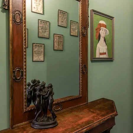 Guesthost - The House Of Harry Potter And A Story *