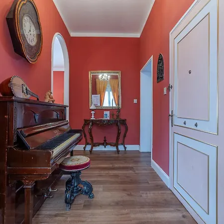 Apartment Guesthost - The House Of Harry Potter And A Story Ferrara