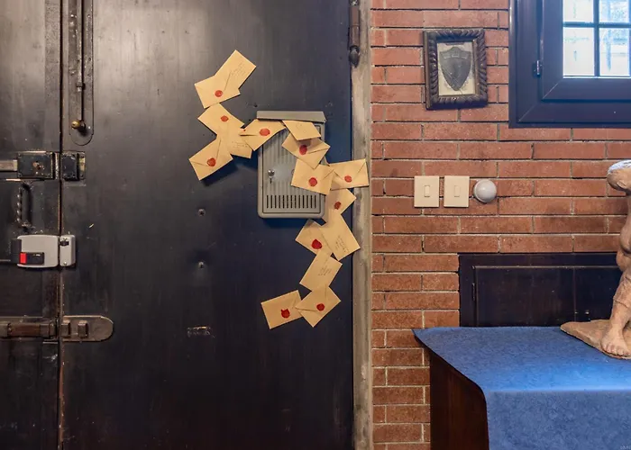 Apartament Guesthost - The House Of Harry Potter And A Story *