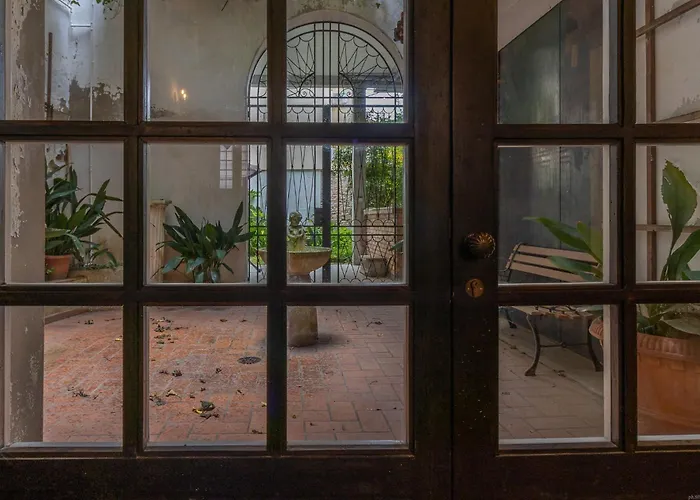 Apartament Guesthost - The House Of Harry Potter And A Story Ferrara