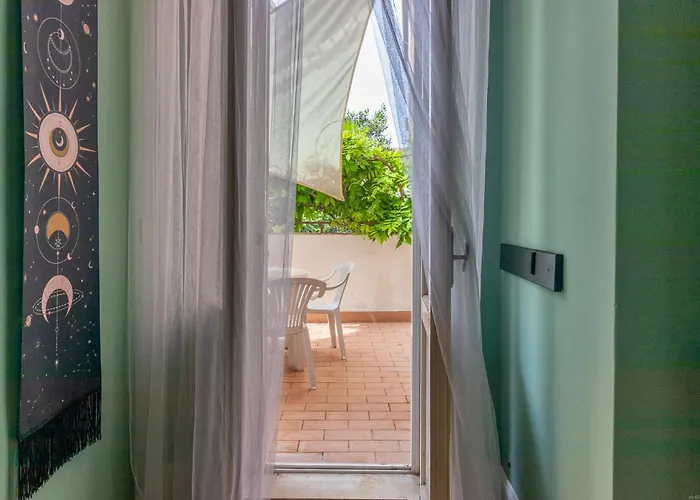 Guesthost - The House Of Harry Potter And A Story *