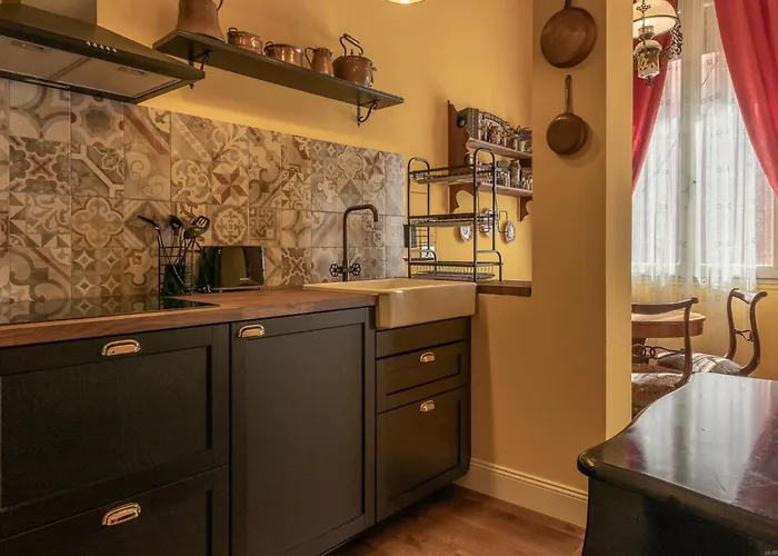 Guesthost - The House Of Harry Potter And A Story Apartament Ferrara