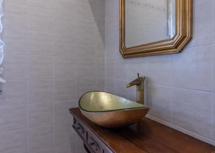 Guesthost - The House Of Harry Potter And A Story Apartament