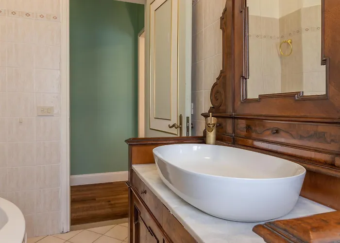 Apartament Guesthost - The House Of Harry Potter And A Story Ferrara