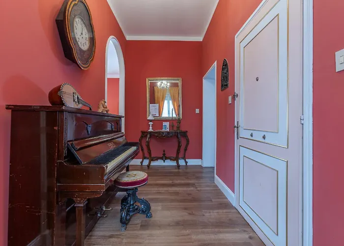 Apartament Guesthost - The House Of Harry Potter And A Story Ferrara