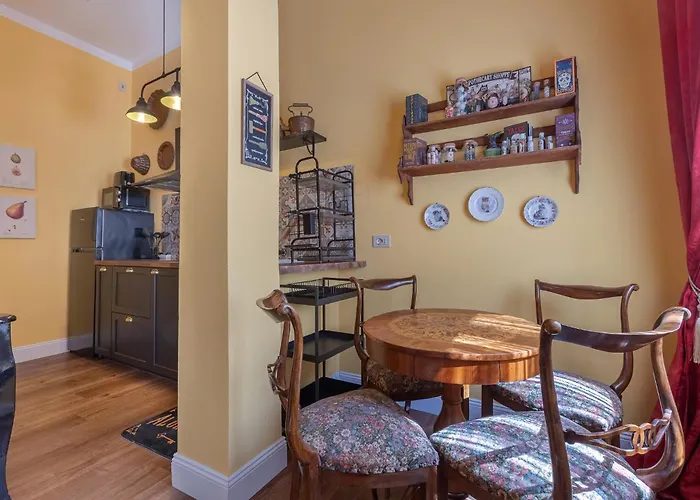 Guesthost - The House Of Harry Potter And A Story Ferrara